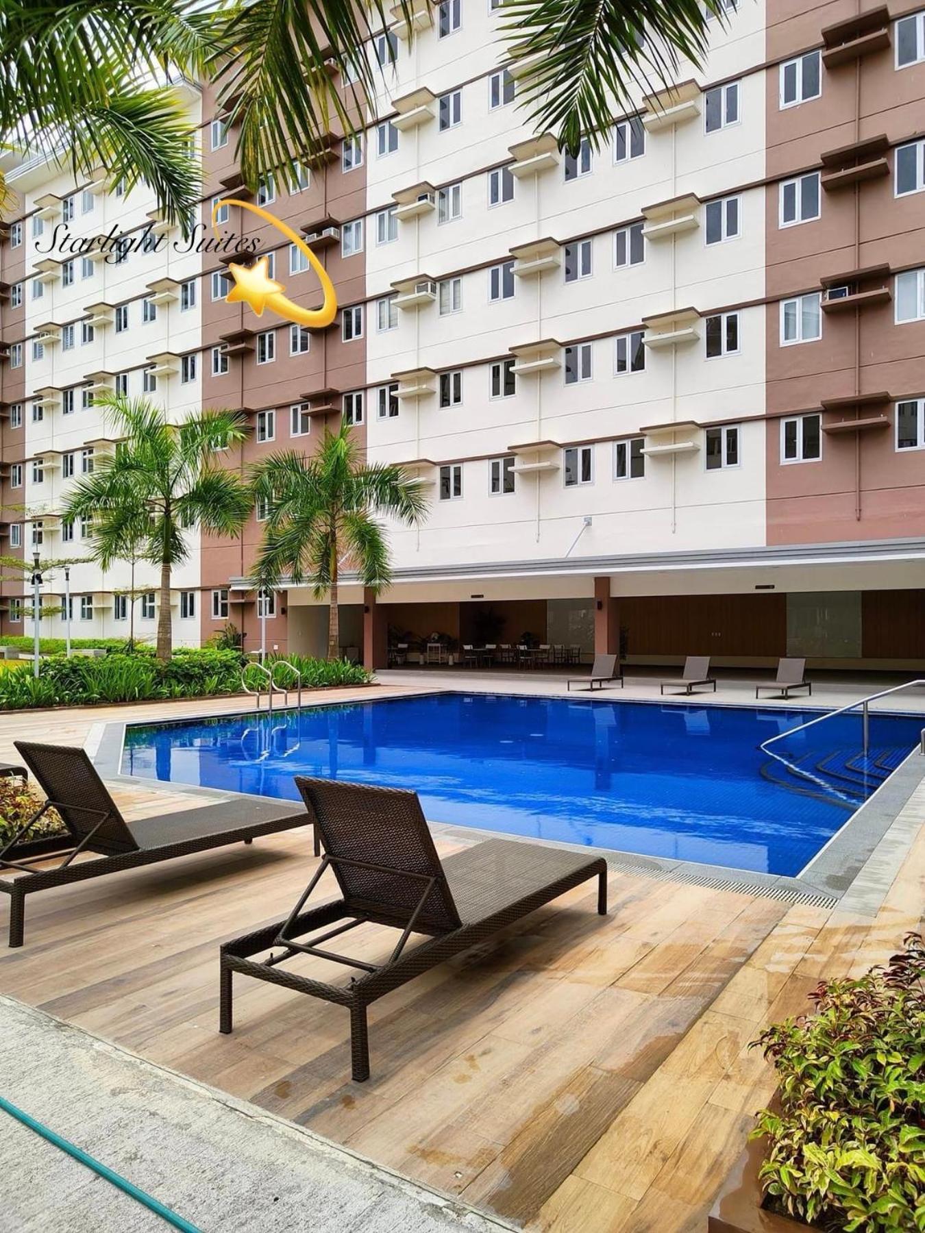 Starlight Suites Trece Martires ภายนอก รูปภาพ